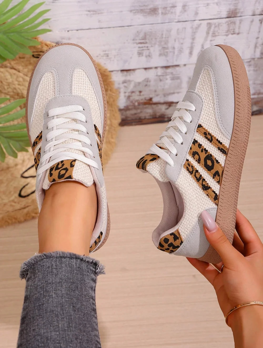 Samba Retro Leopard Sneaker