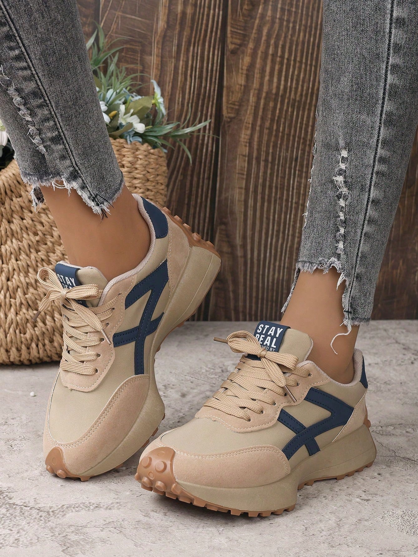 Non-Slip Sneakers - MoveUP Outlet